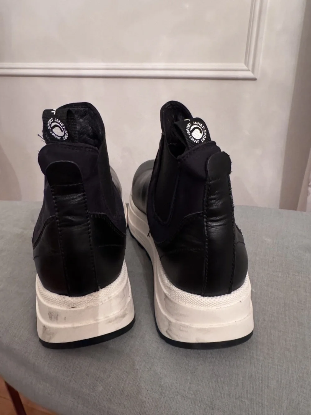 Janet Sport Black Leather Platform Chelsea Ankle Boots Size 37 US 6.5 Italy